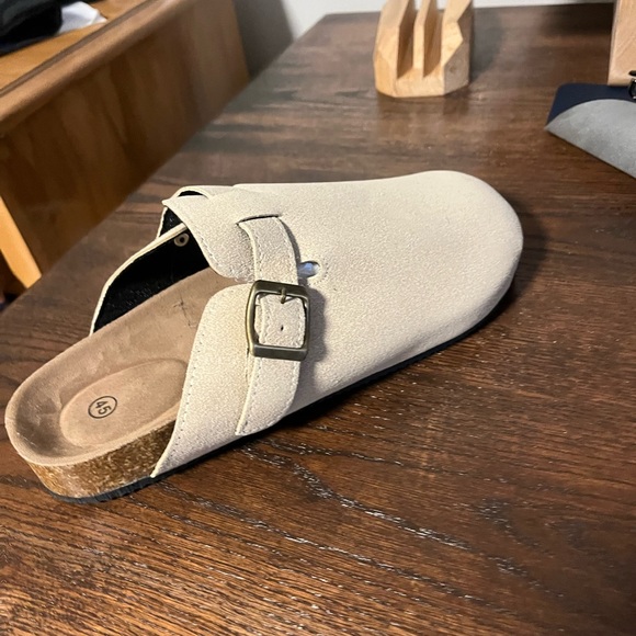 Brand New Cloggs Men’s size 10-10.5 - Picture 2 of 4